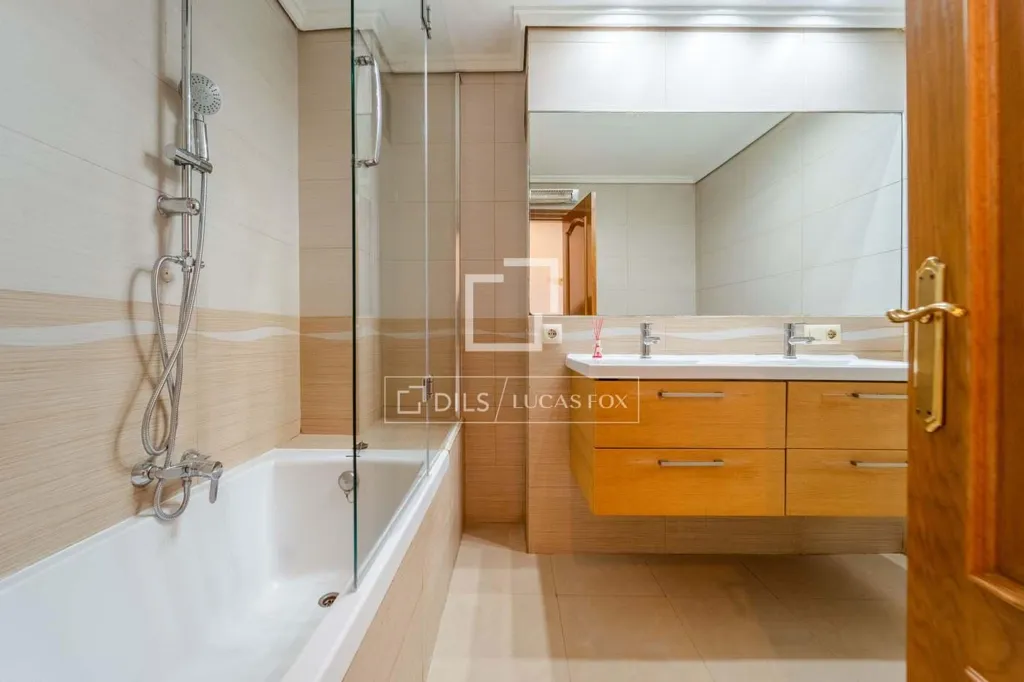 Bagni - Apartment with Views in Valencia
