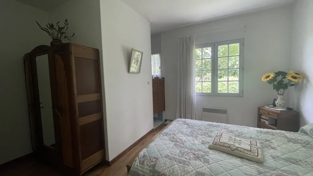 Chambres - Maison Charmante avec Piscine dans Quartier Calme