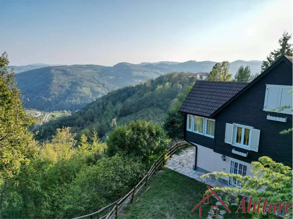 Vue aérienne - Villa with Garden and Open Views in Borgomale
