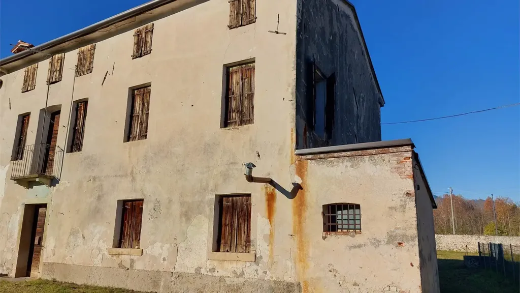 Välivaade - Historic Rustic with Potential in Montebelluna