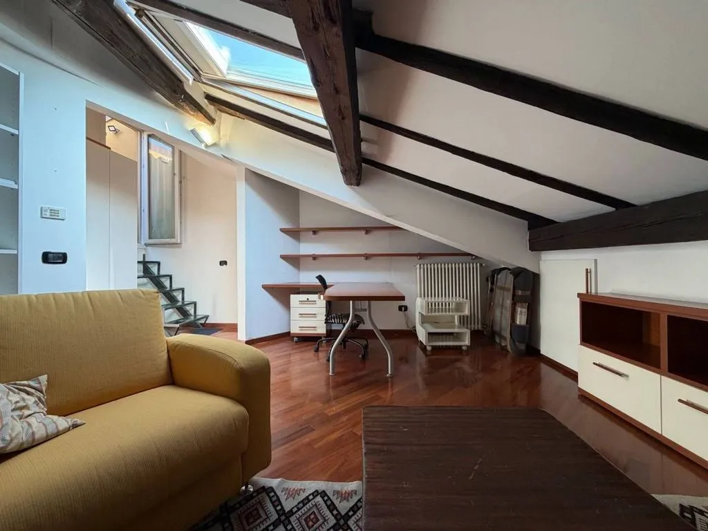 Soggiorno - Luxury Mansarded Apartment in Bologna