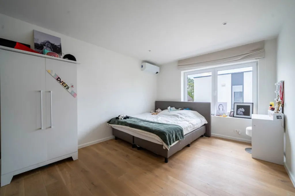 Chambres - Nouvelle Villa avec Pratique à Westerlo