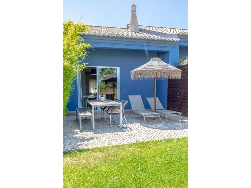 Terrasse - Luxury Hotel with Resort Amenities in Espiche