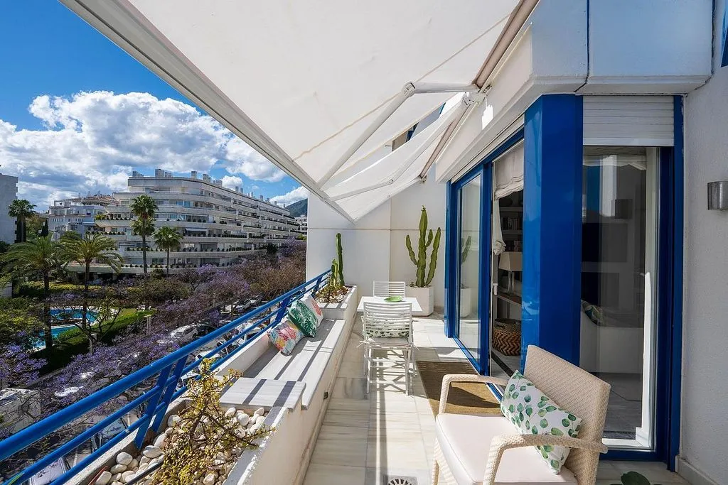 Rõdu - Duplex Penthouse with Pool in Marbella