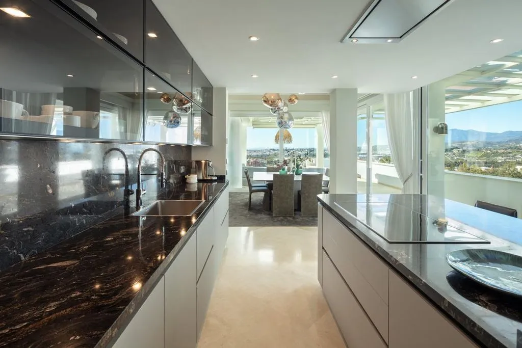 Cuisine - Luxury Villa with Sea Views in Marbella