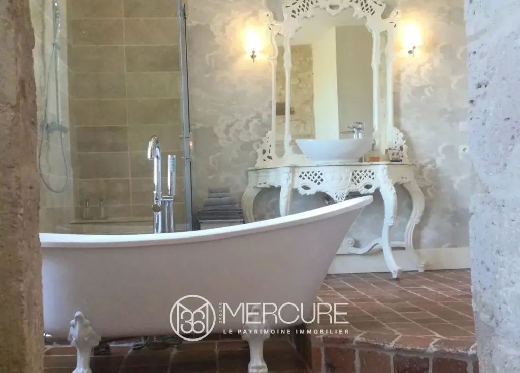 Bathrooms - Château with Panoramic View in Lomagne