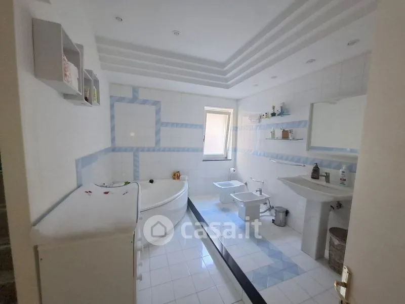 Salles de bain - Apartment with Terrace in Central Siano