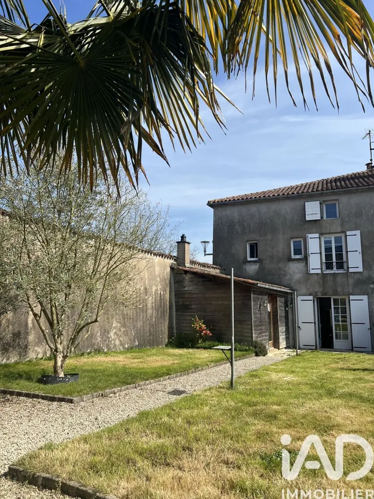 Maison 6 pièces à La forêt-sur-sèvre