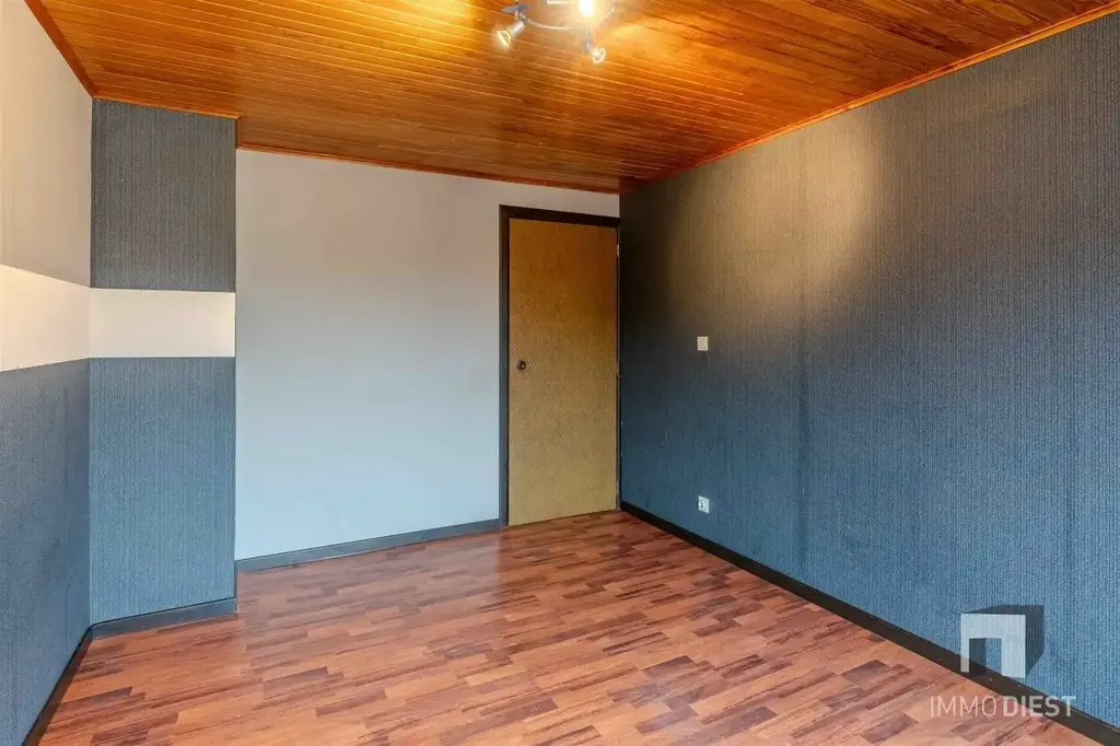 other_room