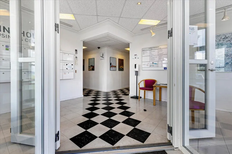 Ingresso - Office Space with Water View in Nyborg