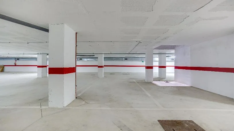 Garaaž - Office Building with Parking in Palma