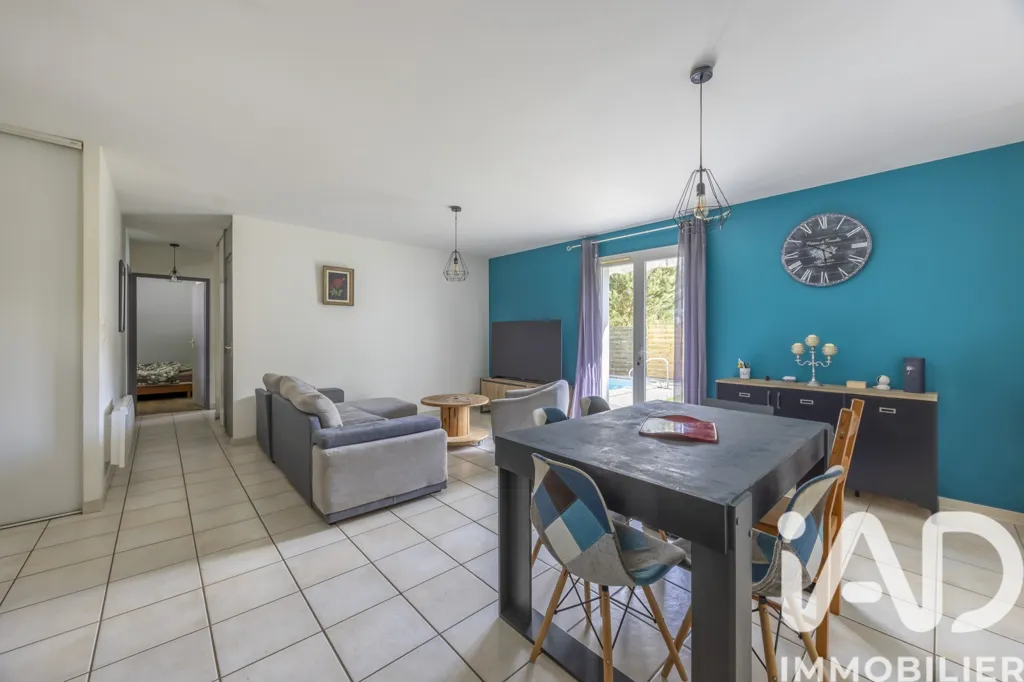 Salle à manger - Maison avec Piscine dans le Calme à Candresse