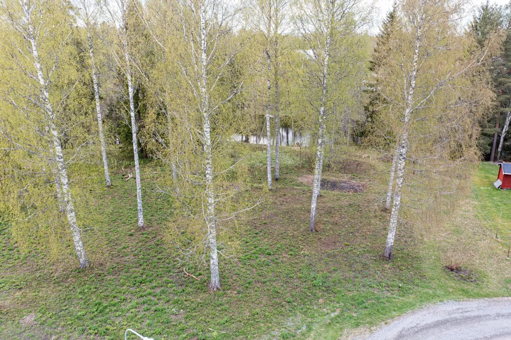 Õhuvaade - Buildable Plot with Riverfront in Skinnskatteberg