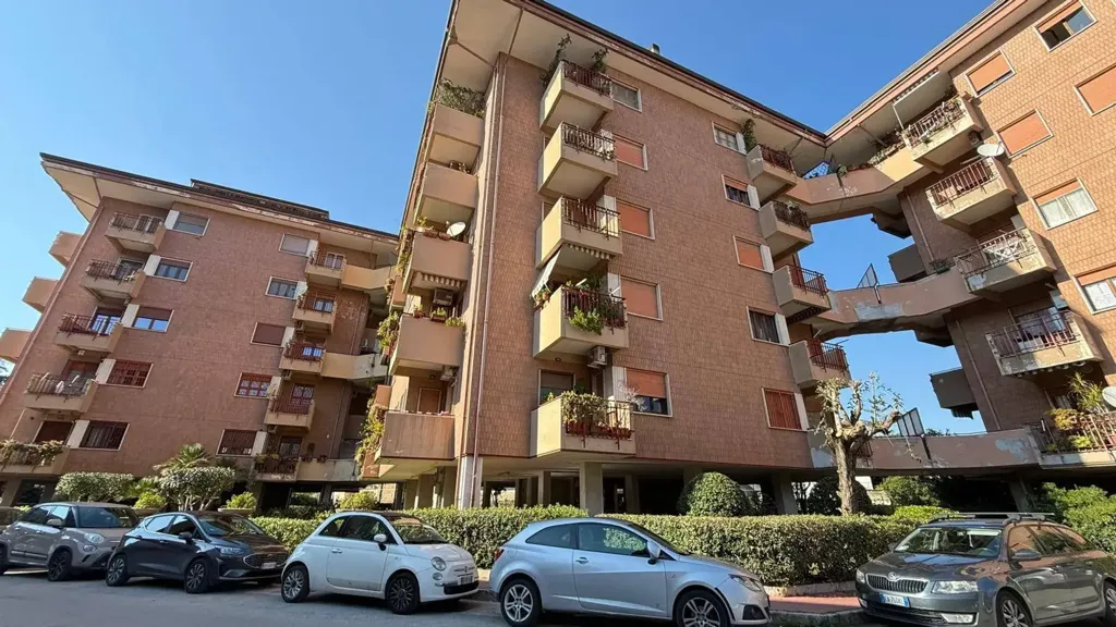 Extérieur - Spacious Apartment with Balconies in Caserta