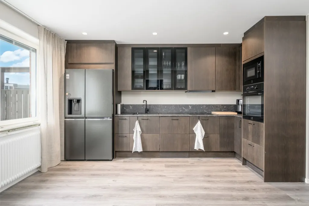 Cuisine - Modernised Flat with Glass Balcony in Sundsvall
