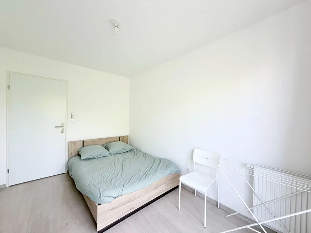 Bedrooms - Bright T3 Apartment with Terrace in Pessac Centre