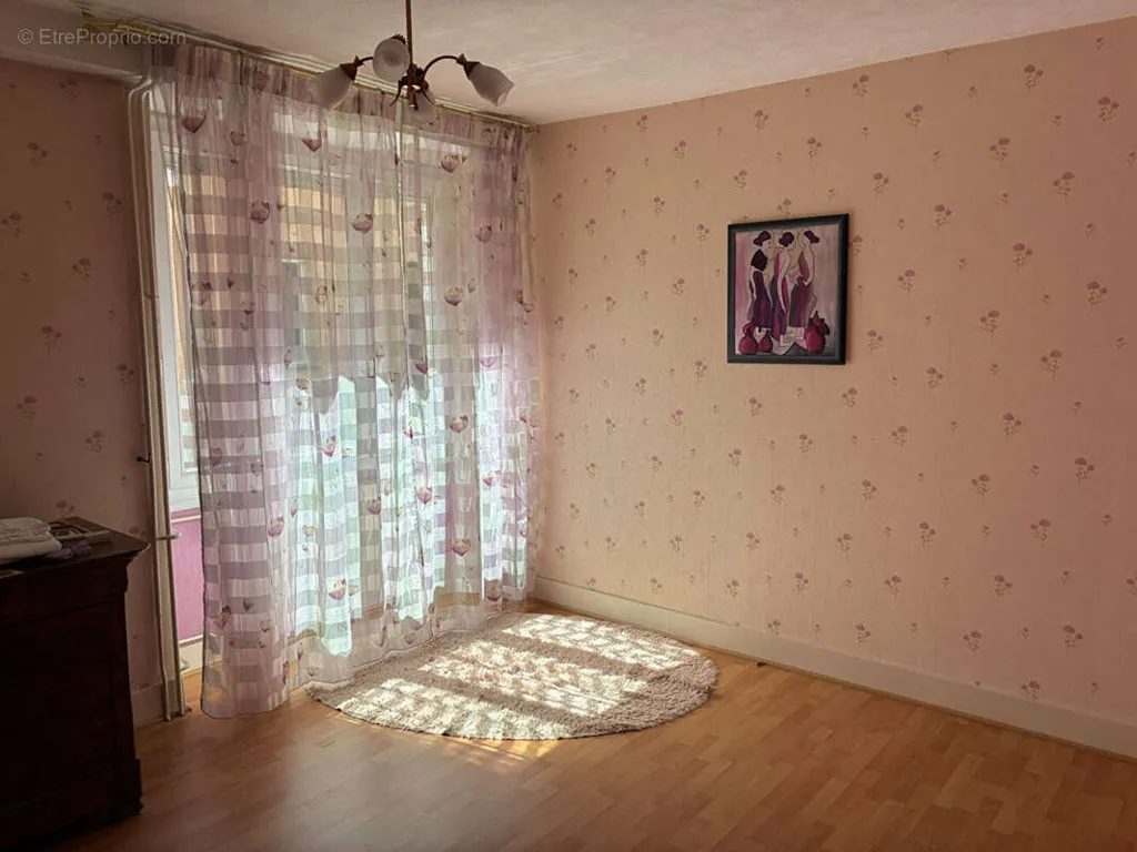 Maison 5 pièces à Voray-Sur-L'ognon