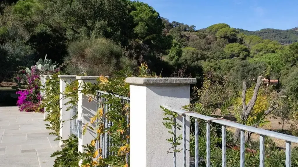 Terrass - Historic Villa with Pool in Porto Azzurro