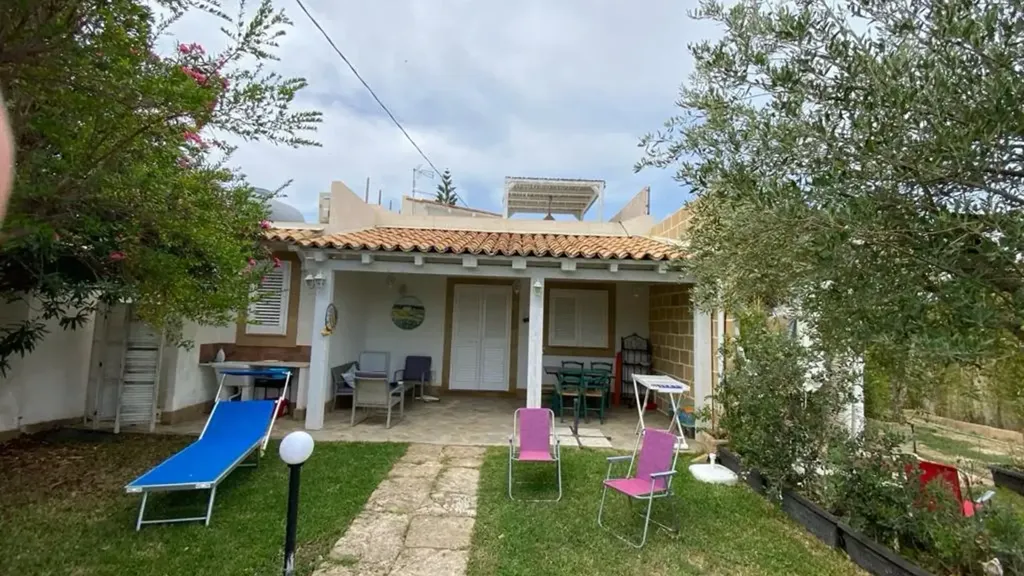 Terrass - Villa with Sea View and Private Beach in Avola