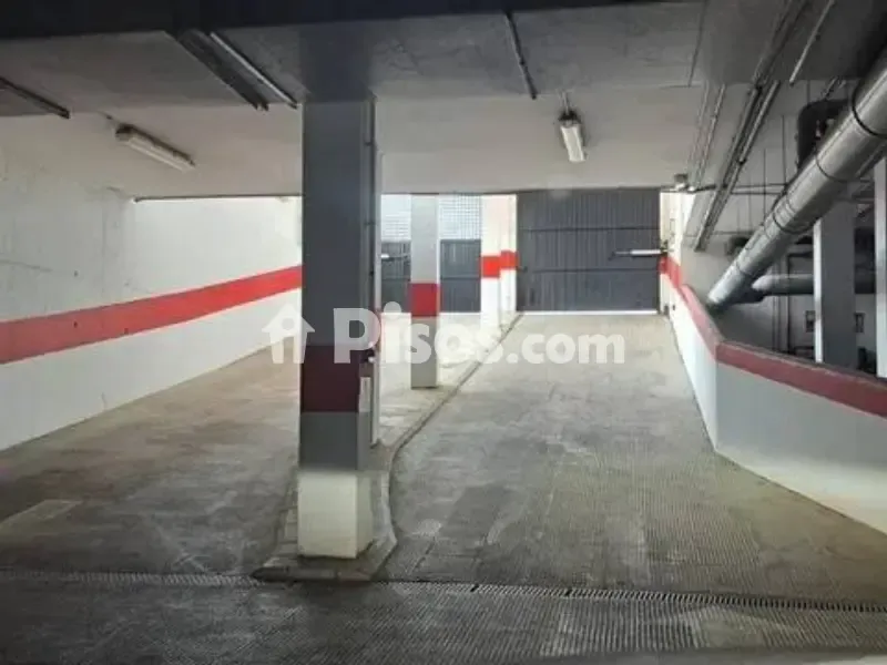 Garage - 1-Bed Apartment with Pool on Avenida Del Decano