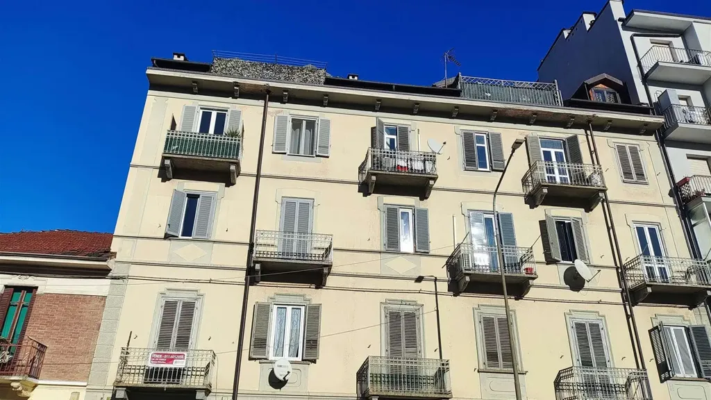Extérieur - Brightly Laid-out Flat with Balcony in Moncalieri