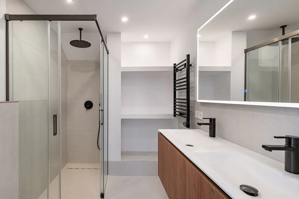 Salles de bain - Renovated Townhouse with Pool in Campos