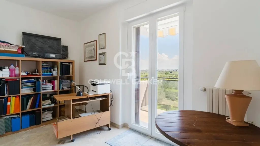 Office - Efficient Apartment with Triple Exposure in Bari