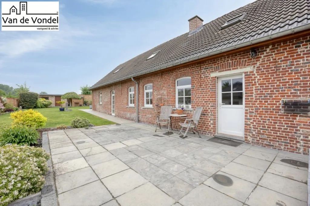 Aed - Charming Farmhouse with Garden in Geraardsbergen Ophasselt