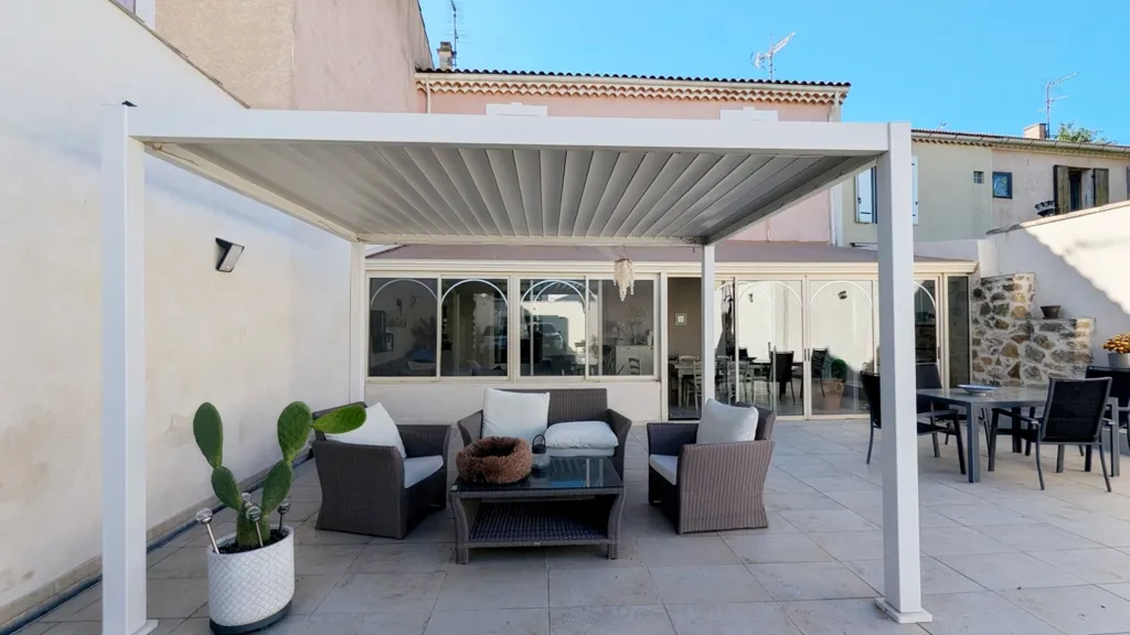 Terrasse - Maison de Ville avec Véranda à Miramas