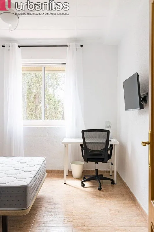 Chambres - Furnished Flat with Terrace in Vistabella