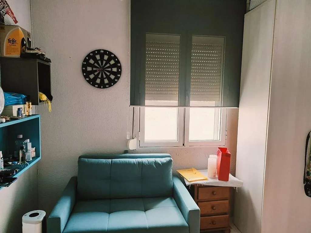 Bedrooms - 3-Bedroom Flat with Garage in Casetas