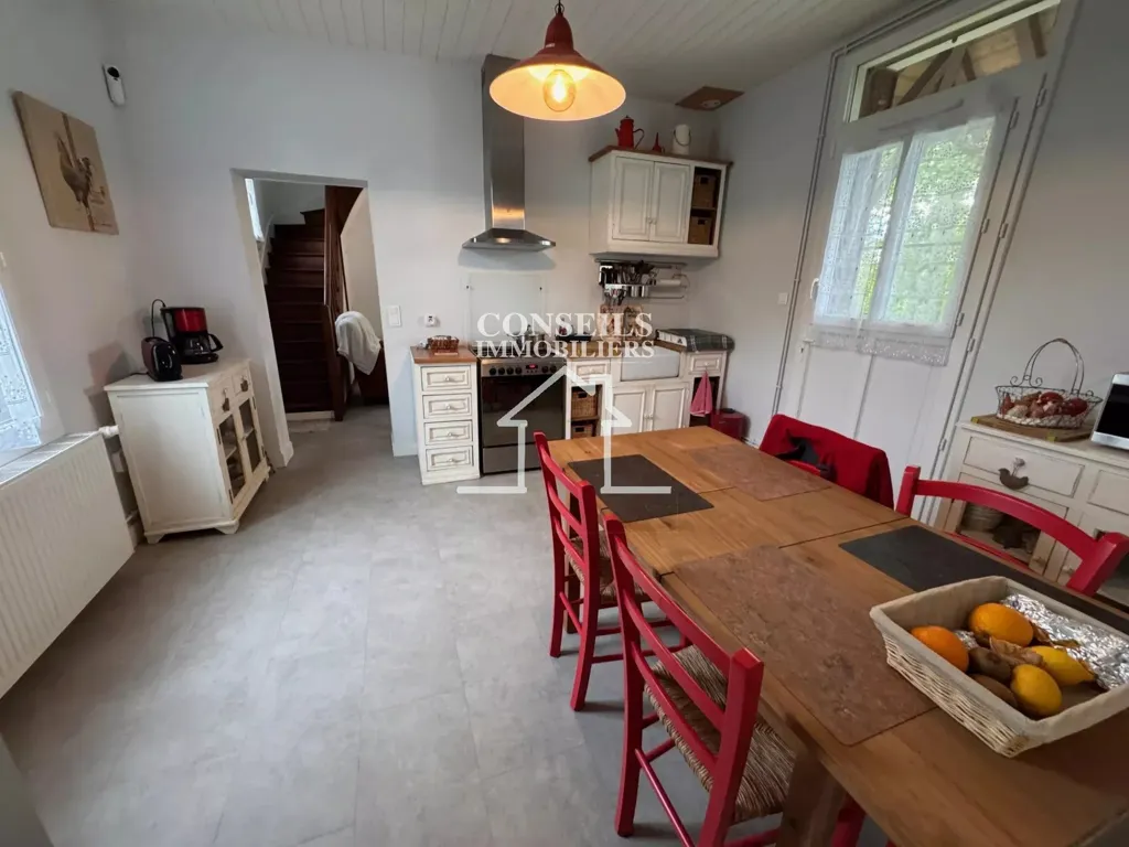 Salle à manger - Maison avec vue sur l'Yonne