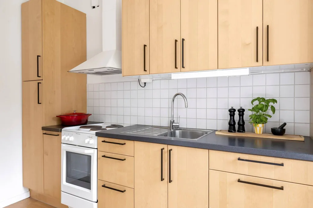 Cuisine - Charming One-Bedroom Flat with Balcony in Uppsala