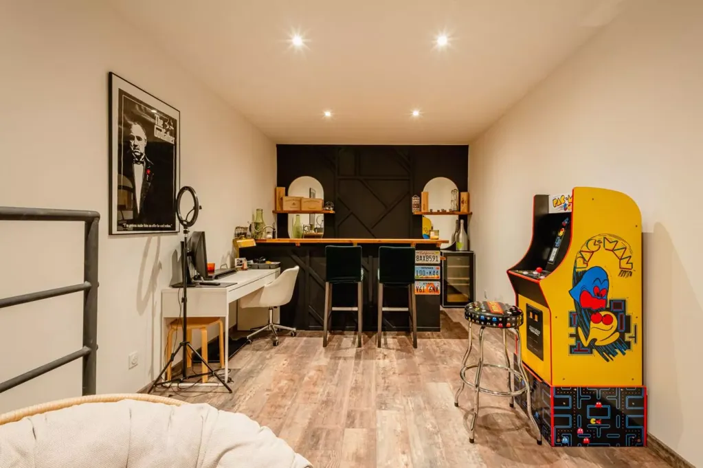 Toad - Single-Storey Villa with Pool in Agde