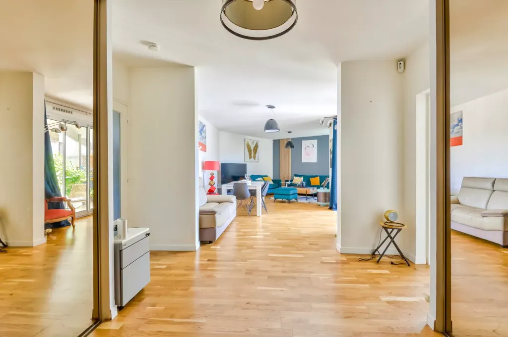 Elutuba - Luxury Flat with Balcony in Tassin-la-Demi-Lune