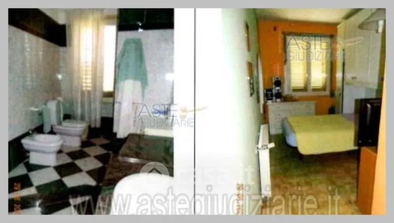 Vannitoad - Villa with Balcony and Terrace in Riesi