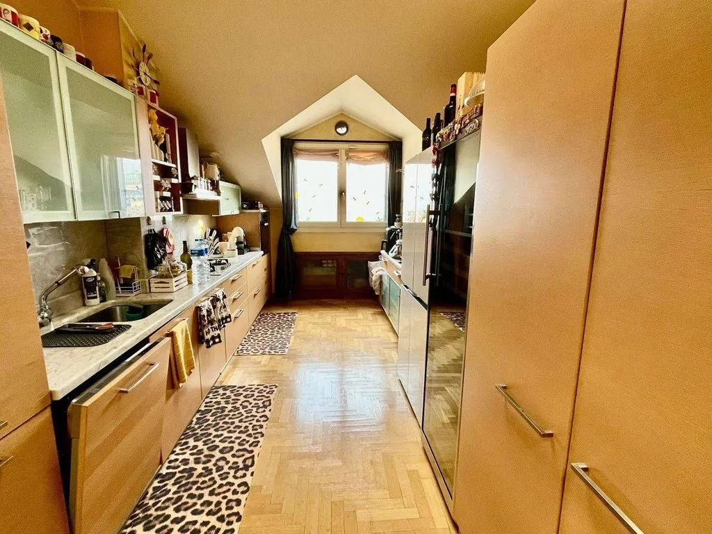 Köök - Panoramic Penthouse with Terrace in Milan