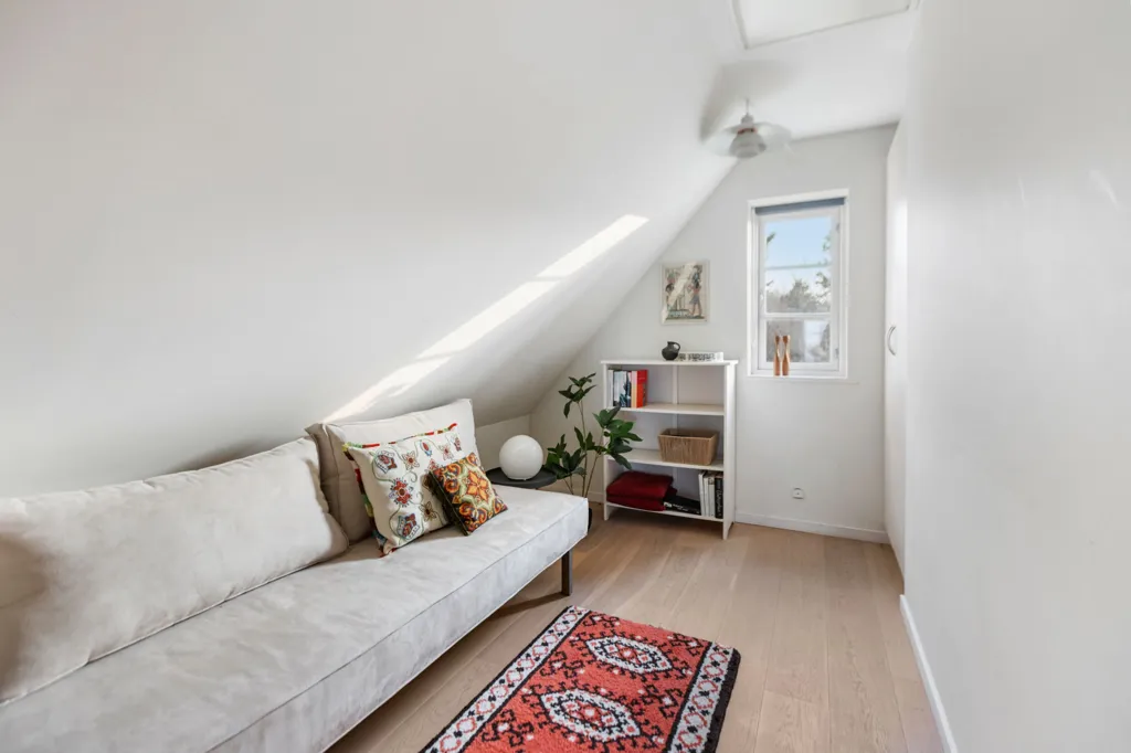 Toad - Modern Villa with Scenic Views in Vig