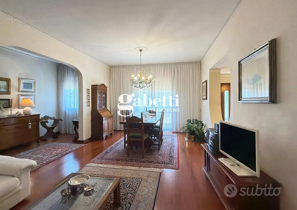 Séjour - Detached House with Garden in Agna Centre