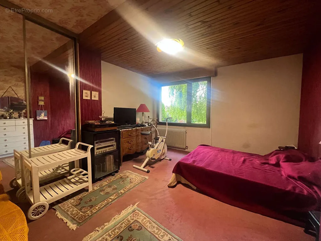 Magamistoad - 1960s House with Garden in Brie Comte Robert