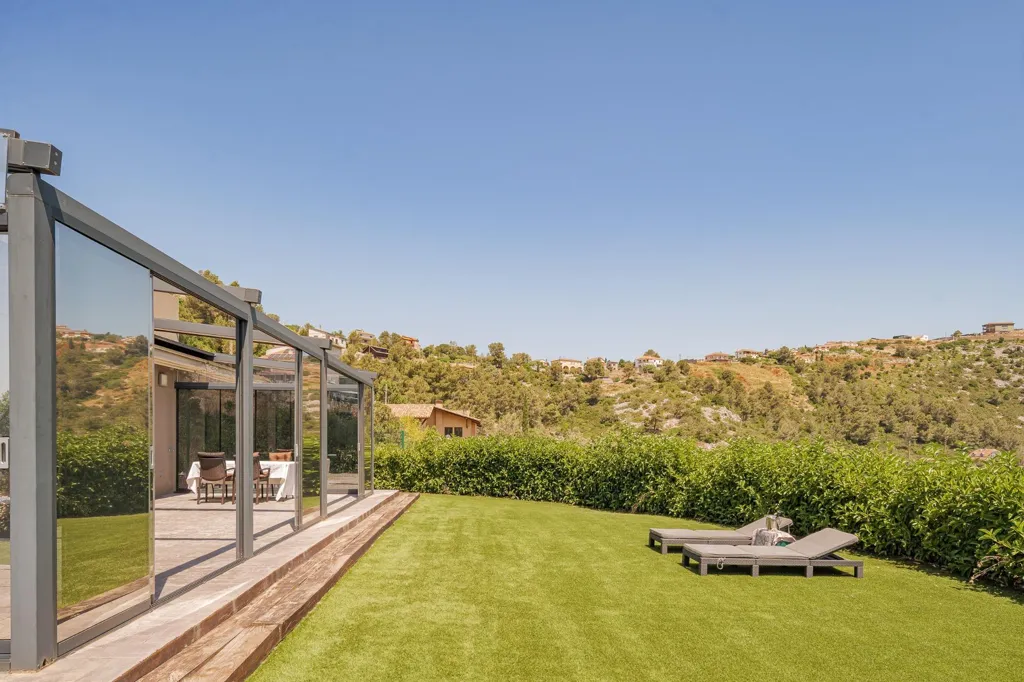 Aed - Luxury Villa with Spa in Olesa de Bonesvalls