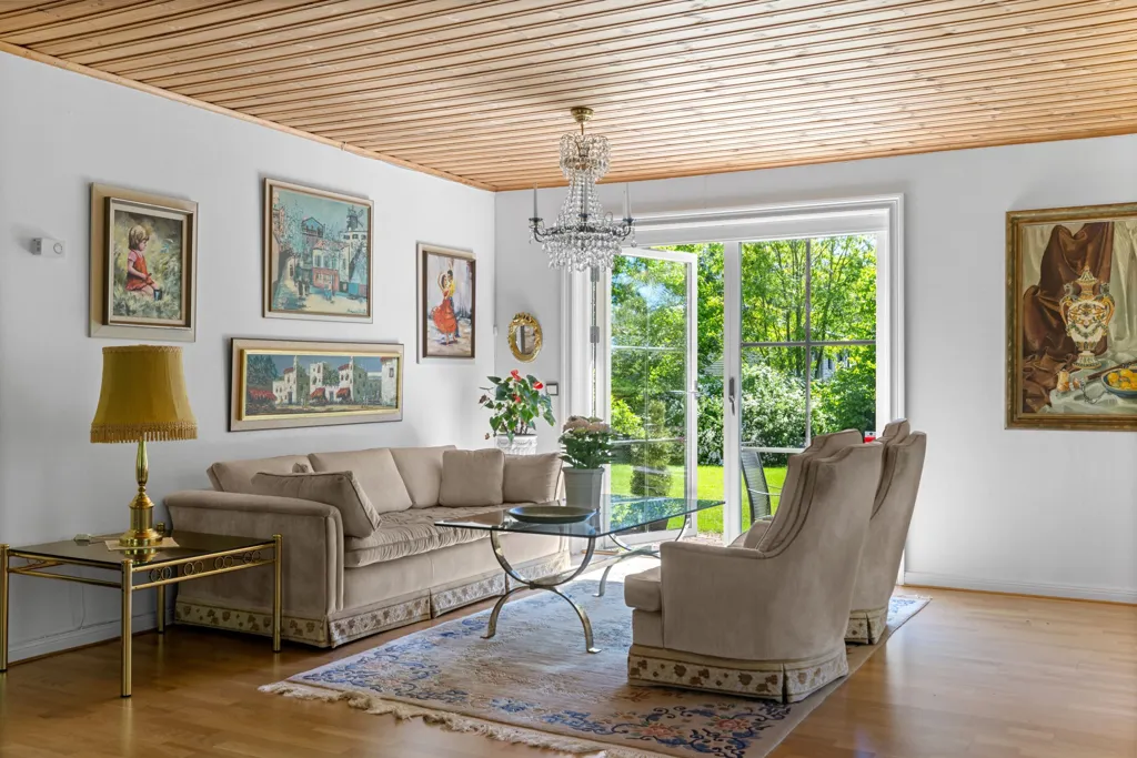 Elutuba - Charming Villa with Sea View on Fornudden