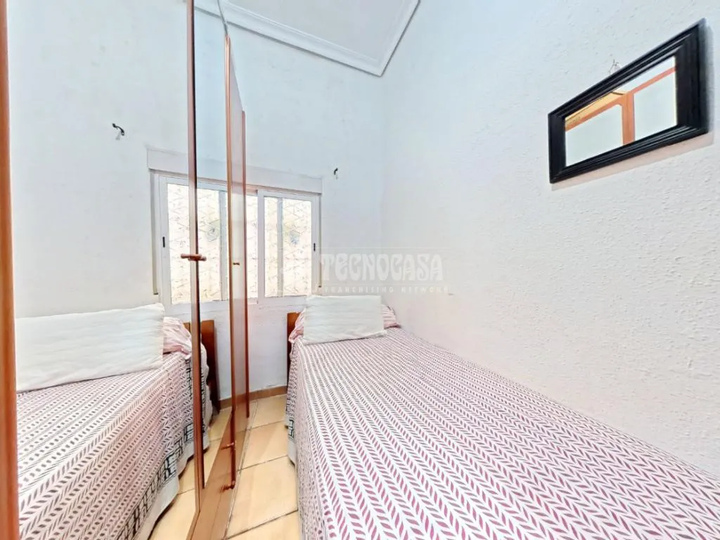 Camere da letto - Ground Floor Flat with Garden View in Ciudad Jardín