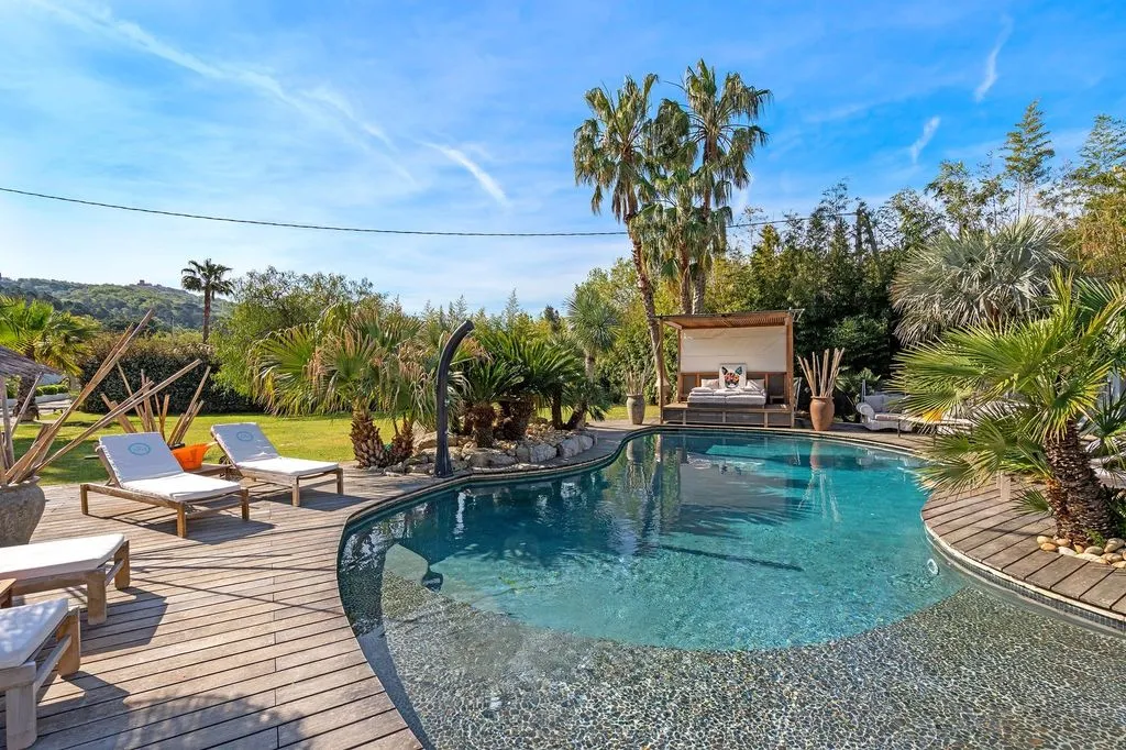 Bassein - Luxury Villa with Pool in Saint-Tropez