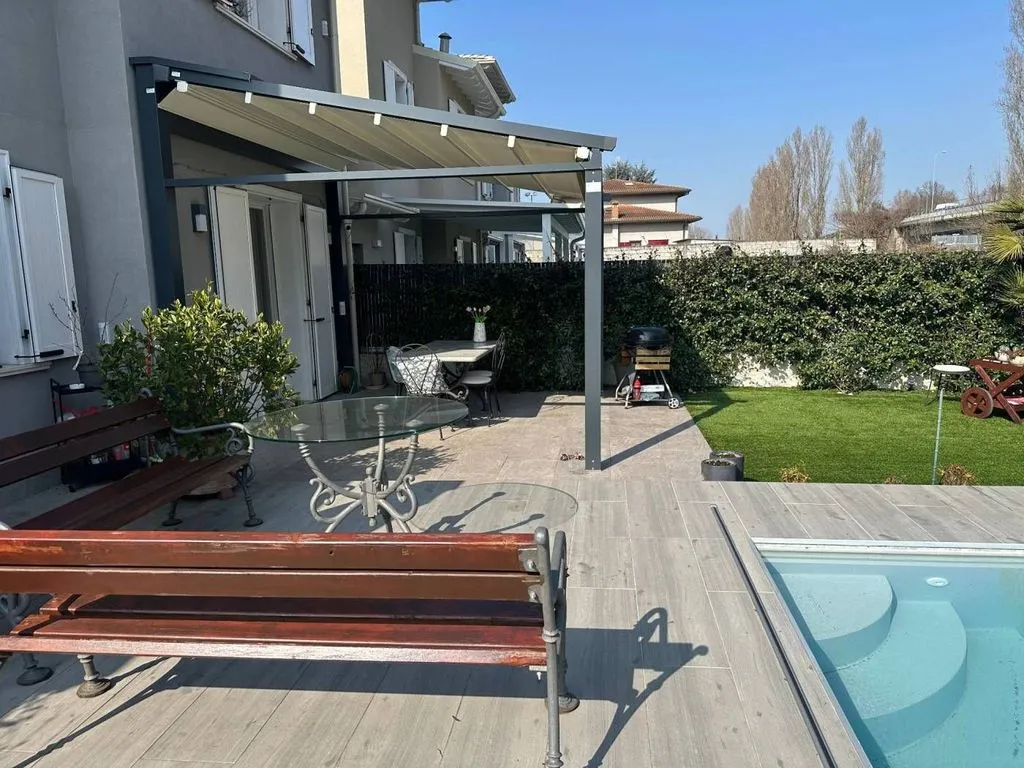 Piscine - Luxury Terraced House with Pool in Lodi