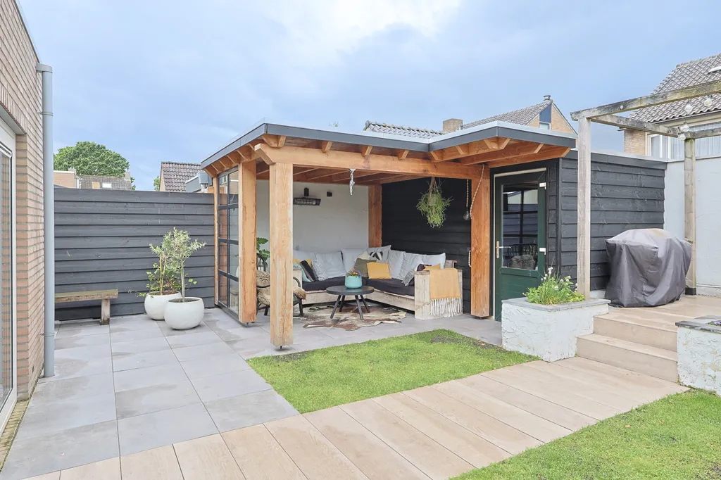 Garden - Sustainable Two-Storey House in Liempde