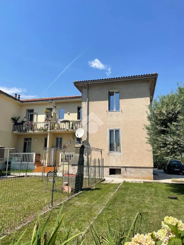 Esterno - Bright Two-Bedroom Apartment with Terrace in Schio