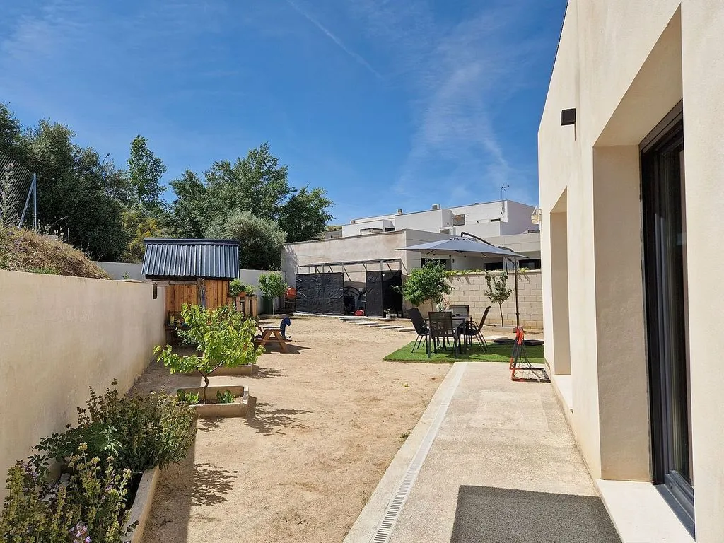 Aed - Chalet with Pool in Toledo's Beato Area