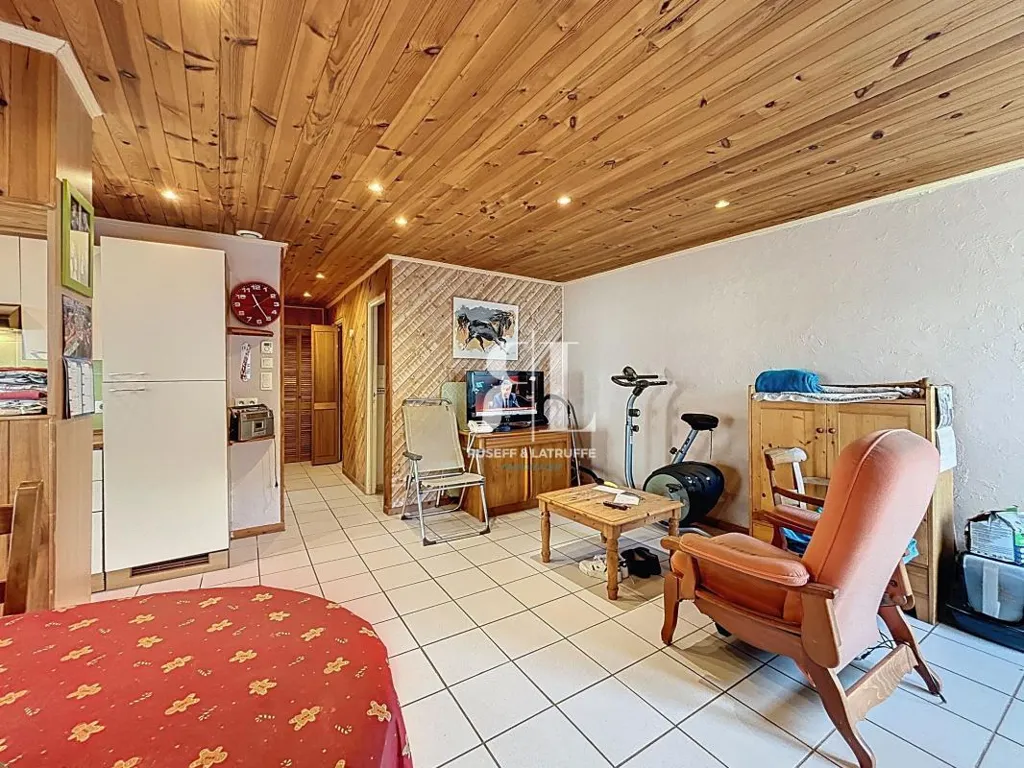 Elutuba - Two-Unit House with Garden in Caudan Centre