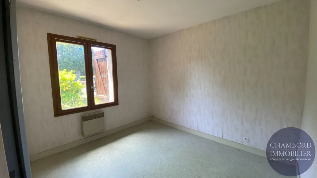 Toad - Contemporary Flat in Contres with Garden